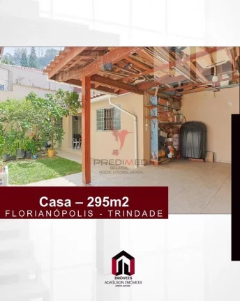 Imagem Casa a venda em Florianópolis SC Bairro Trindade com 4 quartos, sendo 2 suítes ,295m²