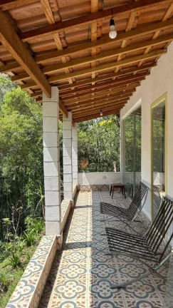 Imagem Chácara com 3 dormitórios à venda, 2000 m² por R$ 650.000 - Zona Rural - Nazaré Paulista/SP