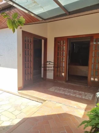 Imagem Casa à venda no bairro Portal das Colinas - Guaratinguetá/SP