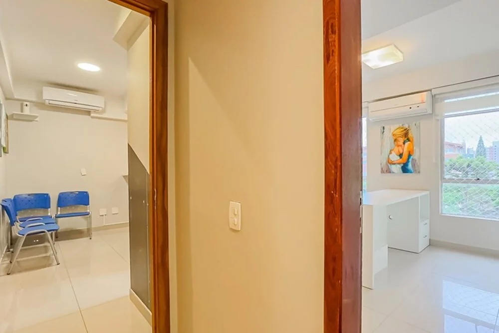 Imagem Sala Comercial à Venda, 35 m² em Petrópolis - Porto Alegre