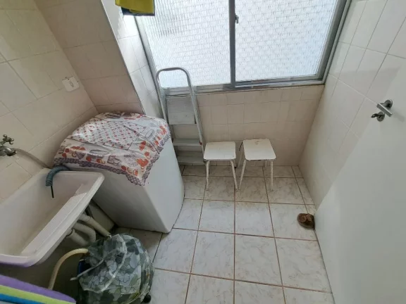 Imagem APARTAMENTO COM 2 DORMITÓRIOS, SENDO 1 SUÍTE, HÁ 2 QUADRAS DA PRAIA DE PITANGUEIRAS.