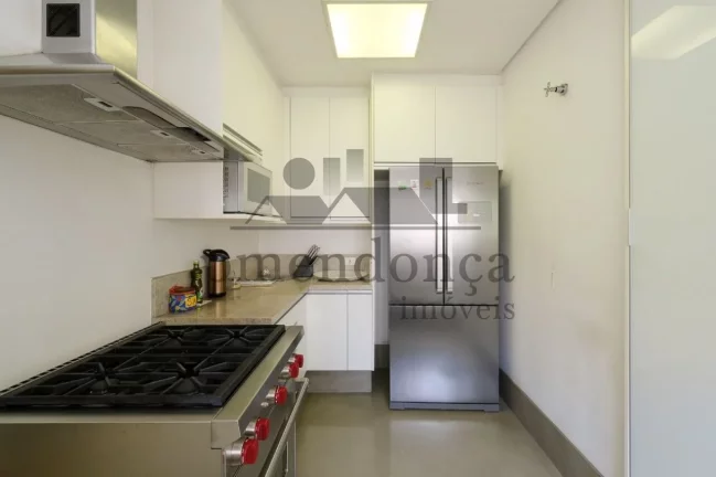 Imagem Maravilhoso apartamento duplex no Itaim Bibi com 394m².