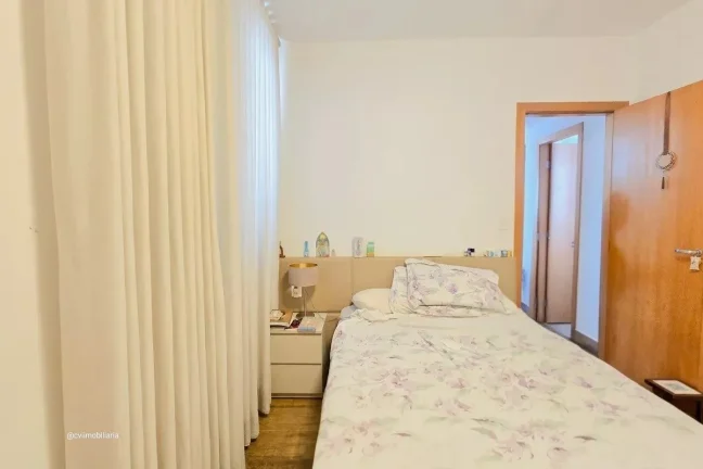 Imagem Apartamento espaçoso com 142m², ideal para quem busca conforto, funcionalidade e ambientes amplos ...