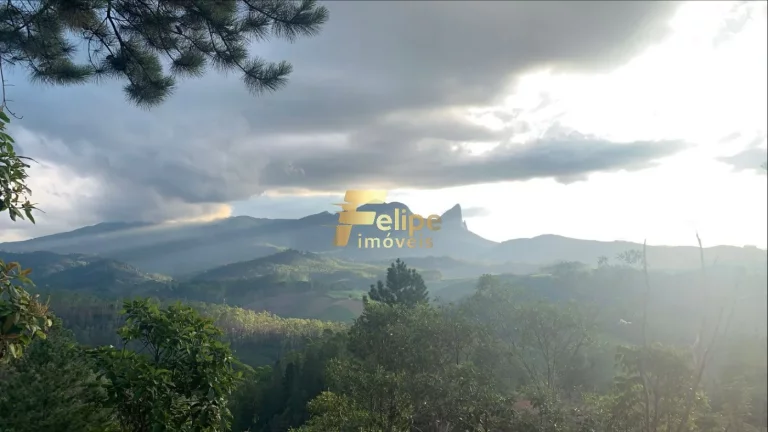 Imagem Tenha sua chácara em Pedra Azul com vista permanente para Pedra do Lagarto.