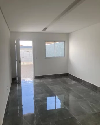 Imagem Sobrado novo com 2 suítes 2 vagas de garagem