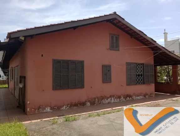 Imagem Praia de Canasvieiras, casa com escritura pública