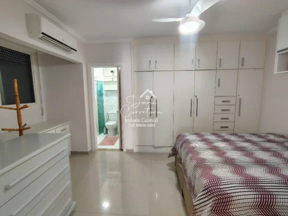 Imagem Apartamento reformado com vista, 50 metros da praia nas Pitangueiras: 3 quartos, 1 suíte, 2 salas, 3 banheiros, 1 vaga, 134m²!