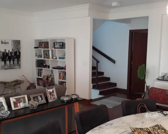 Imagem Oportunidade! Sobrado em Condomínio 240m² 4 Vagas Jd Bonfiglioli Butantã