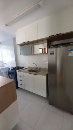 Imagem Vendo este lindo apto de 2 quartos, vaga de garagem, sacada. Nova Friburgo.