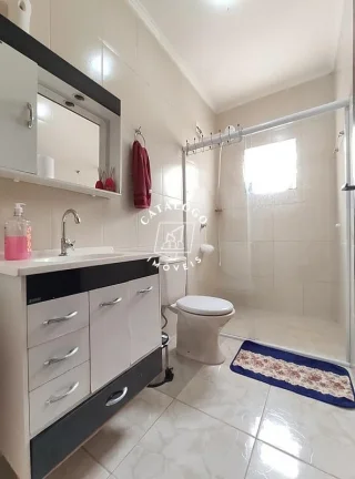 Imagem Casa em Condomínio a Venda no bairro Centro - Pardinho, SP