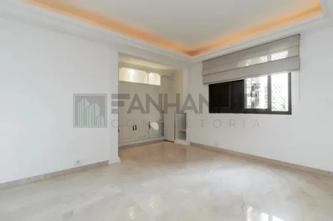 Imagem Venha conhecer este incrível apartamento com 3 quartos e 4 banheiros para alugar, com 225m² de pura sofisticação e conforto! Recentemente reformado,
