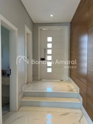 Imagem Linda casa à venda em um condomínio de alto padrão na cidade de Valinhos - SP. Esta espaçosa res...