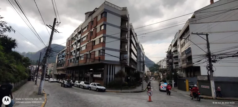 Imagem Apartamento para Venda em Nova Friburgo, Centro, 3 dormitórios, 1 suíte, 3 banheiros, 1