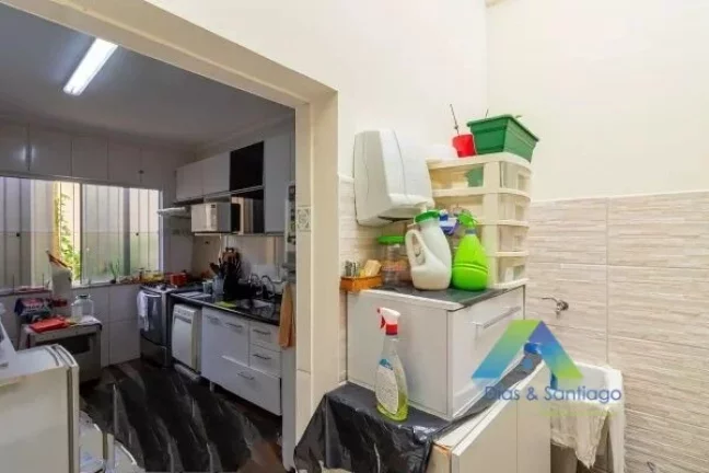 Imagem Casa de condomínio à venda com 174m², 3 quartos e 2 vagas