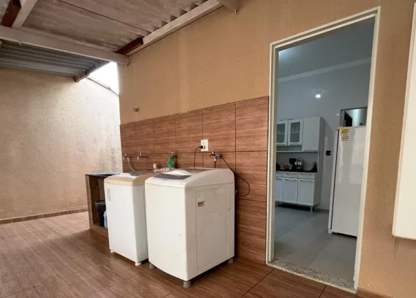 Imagem Casa tipo para venda em Jardim Paineiras com 3 quartos, sendo 1 suíte, 120m2