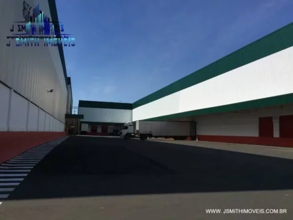 Imagem Galpão 8000m², em condomínio industrial com excelente infraestrutura. Pé direito de 12m, piso pa...