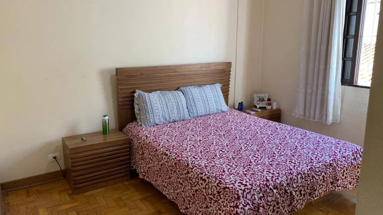 Imagem Sobrado Maravilhoso 220 m² 3 Dormitorios Sendo 1 Suíte 2 Vagas de Garagem
