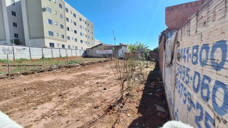 Imagem Terreno para Venda em Limeira, Parque Pompeo