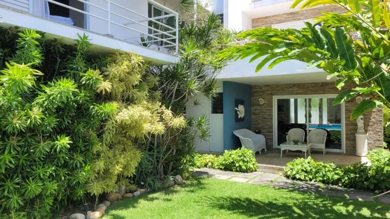 Imagem RESIDÊNCIA NO CONDOMINIO CRYSTAL LAKE - BARRA DA TIJUCA - RJ