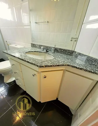 Imagem Espaçoso Apartamento de 3 Dormitórios e 3 vagas, na Vila Suzana