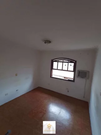 Imagem Sobrado à venda, com 5 quartos, 100m2