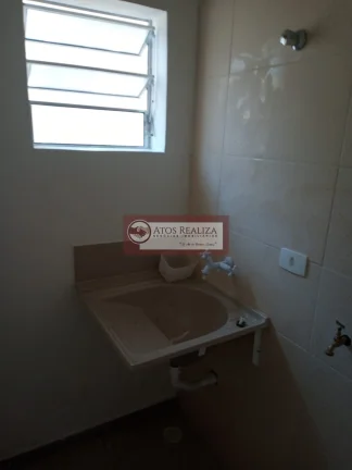 Imagem Sobrado compacto para locação na Vila Campestre, Jaguaquara - 44m², 2 dormitórios e 1 banheiro por R$1.300