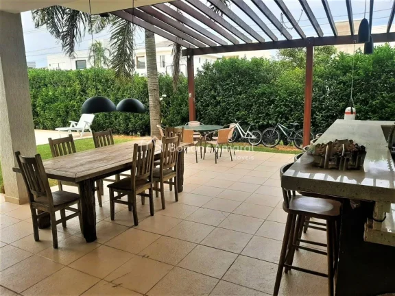 Imagem Casa com 4 suítes para alugar no Condomínio Terras do Cancioneiro - Paulínia/SP