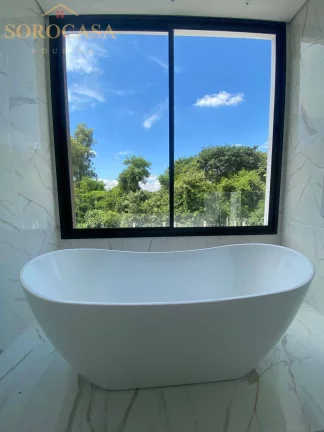 Imagem Casa de Alto Padrão à Venda - 3 suites Piscina - Cond. Alphaville 1