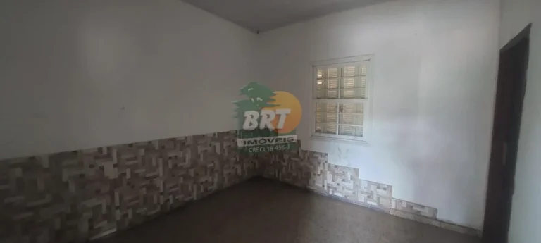 Imagem Casa para Venda em Mairinque, Vila Sorocabana, 2 dormitórios, 1 banheiro, 2 vagas