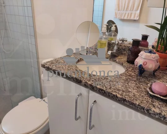 Imagem Apartamento reformado perto da PUC com 3 quartos e 1 vaga, 109m²