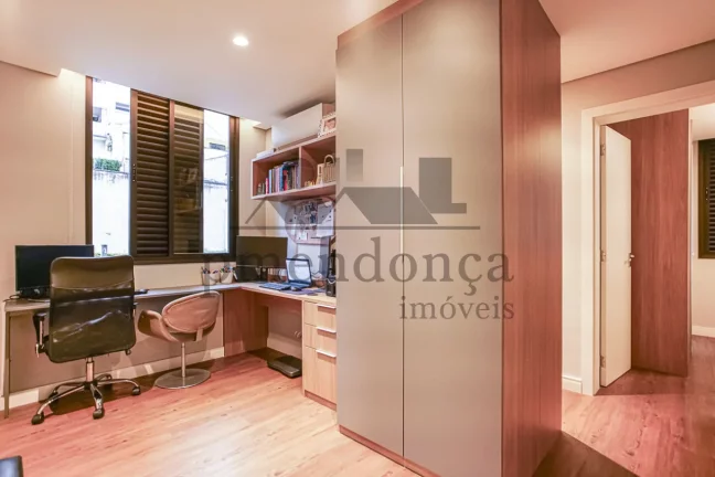 Imagem Apartamento na Pompeia com 87m², 3 quartos( 1 sui­te ) e 2 vagas.