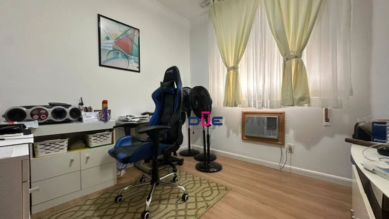 Imagem Apartamento com 3 dormitórios à venda, 108 m² por R$ 530.000 - Boqueirão - Santos/SP