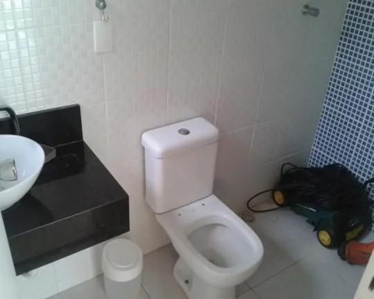 Imagem Casa tipo sobrado de 3 quartos na Enseada ao lado da praça da Brunella, Guarujá-SP: 350m², 2 salas, 2 vagas. Venda ou locação!
