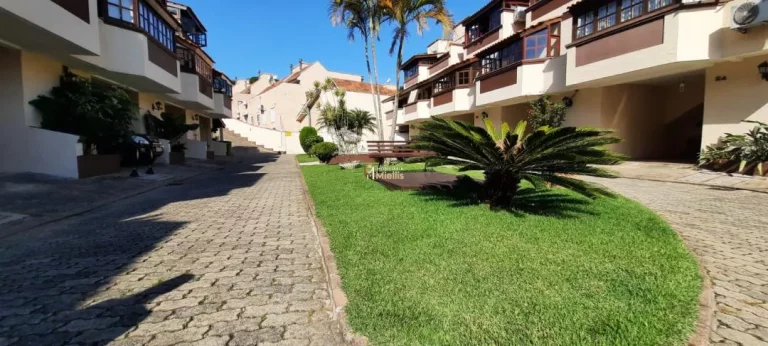 Imagem Sobrado com 3 Dormitorio(s) localizado(a) no bairro Sétimo Céu em Porto Alegre / Rio Grande do Sul Ref.:57580145