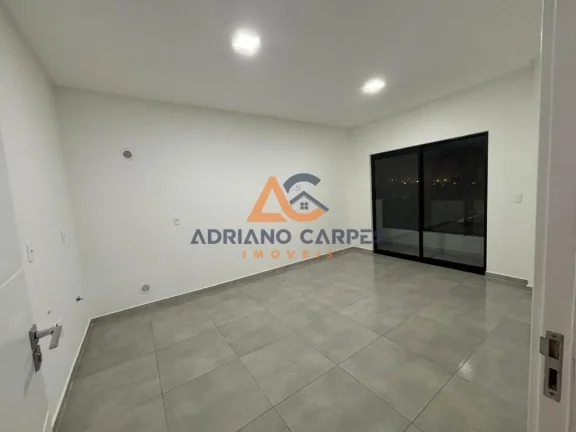 Imagem Apartamento com dois dormitórios no Centro de Navegantes pronto para morar e aceita financiamento bancário a venda com a Imobiliária Adriano Carpes
