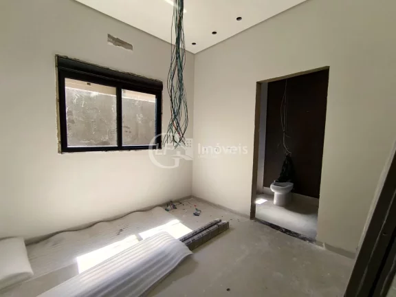 Imagem Imperdível oportunidade: Casa à venda em Campo Grande-MS, Carandá Bosque - 3 quartos, 2 suítes, 2 salas, 5 banheiros, 2 vagas, 180m².