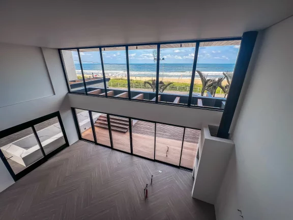 Imagem Diferenciado com 4 dormitórios à venda sendo 4 suítes, 345.2 m² por - R$ 21.500.000,00 - Praia Brava - Itajaí/SC