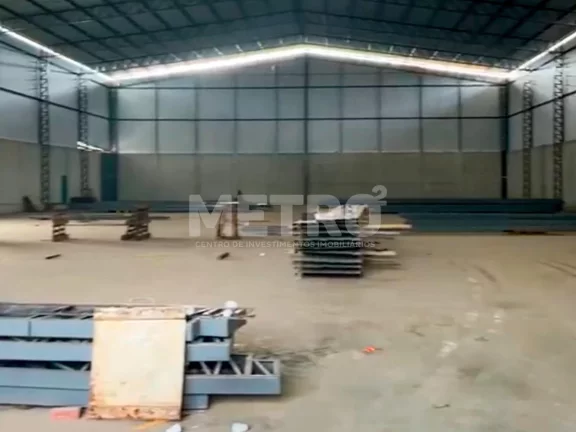 Galpão, locação 1.647m, escritório, cozinha, estacionamento, BR 407, Juazeiro