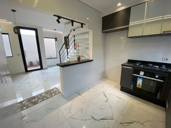 Imagem Sobrado com 2 dormitórios à venda, 90 m² por R$ 365.000,00 - Vila Figueira - Suzano/SP