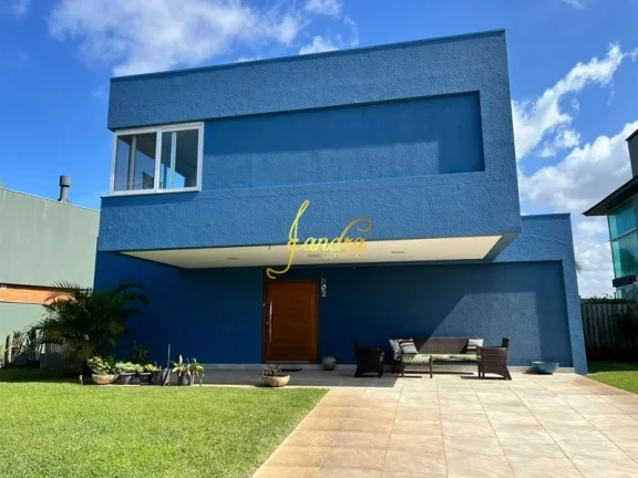 Imagem Sobrado Beira Lago, com 04 suites e piscina aquecida