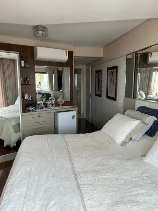 Imagem Cobertura duplex com 3 suítes e 3 vagas de garagem no centro de Itajaí