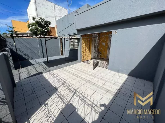 Imagem Casa com 6 dormitórios à venda, 250 m² por R$ 550.000,00 - Monte Castelo - Fortaleza/CE