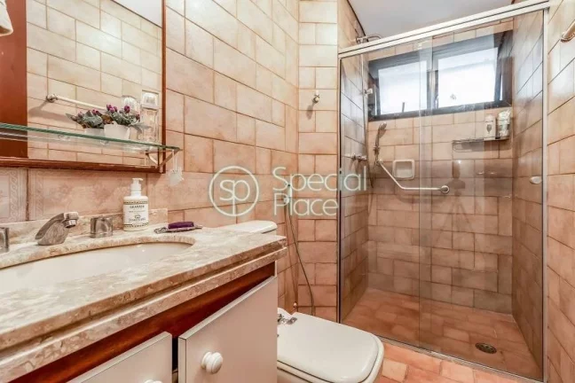 Imagem Ótimo apartamento com 135m² no Brooklin. Amplo living com varanda na copa das árvores, sala de ja...