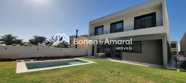 Imagem Belíssima Casa de Condomínio à Venda em Sousas - Campinas.

Casa nova recém construída, terreno...