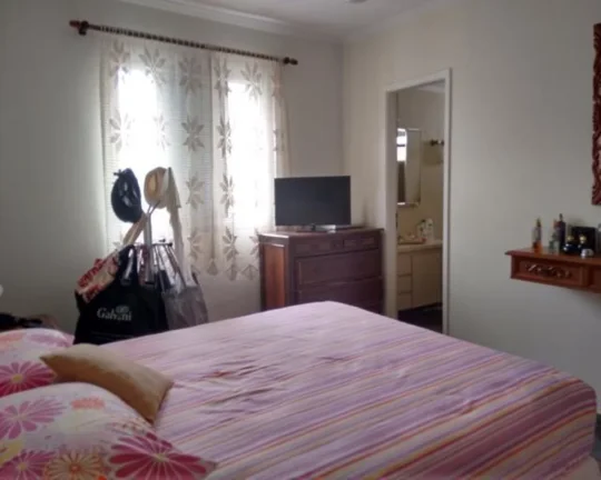 Imagem Apartamento à venda no Guarujá na Praia das Pitangueiras.