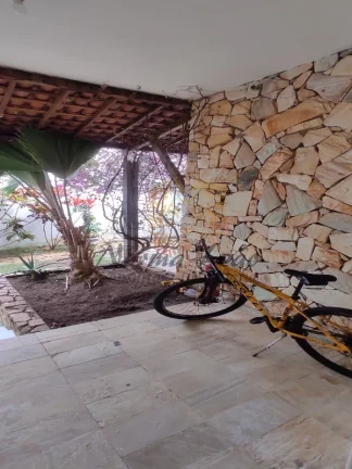 Imagem Casa de ESQUINA à Venda na Coroa do Meio. Próximo ao Condomínio La Villette.