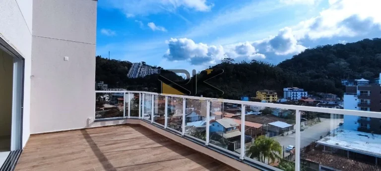 Imagem COBERTURA PRAIA DAS TONINHAS COM 3 DORMITÓRIOS SENDO 2 SUÍTES,1 BANHEIRO SOCIAL, VARANDA GOURMET COM CHURRASQUEIRA,