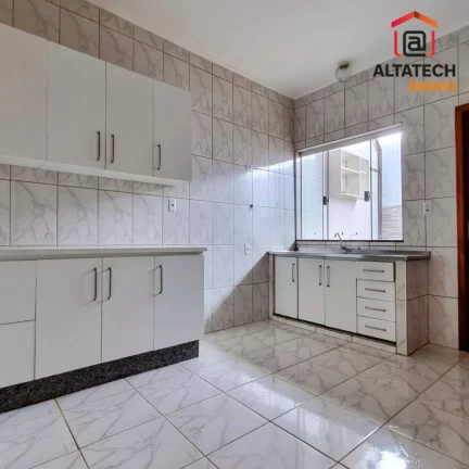 Imagem Casa com 2 Quartos à Venda, 94 m² em Jardim Das Acácias - Poços De Caldas