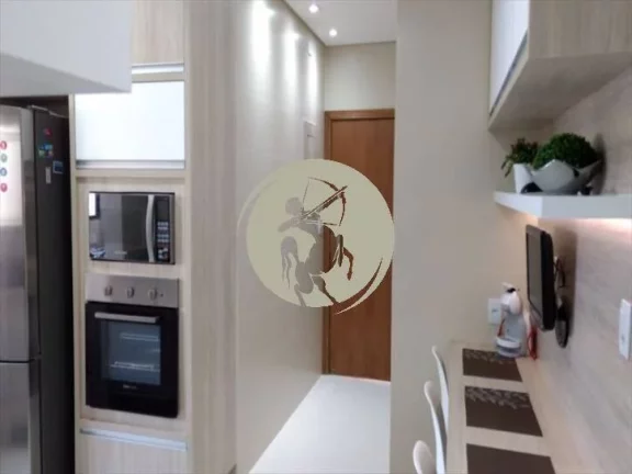 Imagem APARTAMENTO COM DUAS VAGAS DE GARAGEM PARALELAS, SALA 2 AMBIENTES, SACADA FECHADA COM VIDROS (VETRO ...