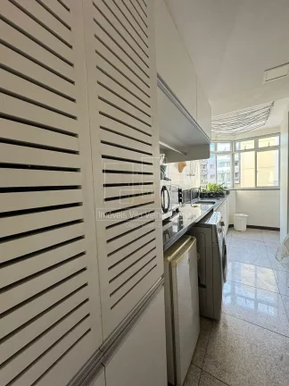 Imagem 4 Quartos Frente ao Mar na Praia da Costa na Av Gil Veloso - Vila Velha , ES
